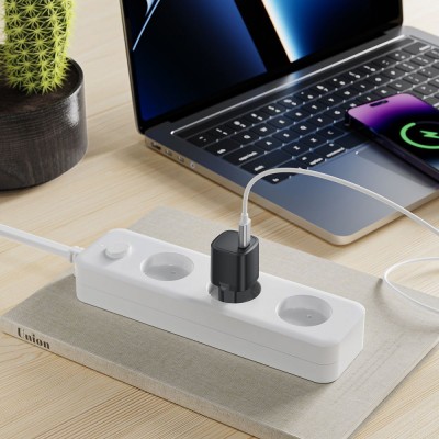 Зарядний Пристрій Proove Silicone Power 20W (Type-C) (WCSP20010002) White Зарядний Пристрій Proove Silicone Power 20W (Type-C) (WCSP20010002) White