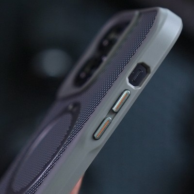 TPU+PC чохол Metal Buttons with MagSafe Carbon Ring для Apple iPhone 16 Pro Max (6.9") Сірий TPU+PC чохол Metal Buttons with MagSafe Carbon Ring для Apple iPhone 16 Pro Max (6.9") Сірий