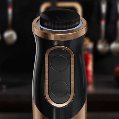 Блендер Tefal заглибний Quickchef 1000Вт, 3в1, чаша-800мл, чопер-500мл, турборежим, чорно-бронзовий (HB656G10) Блендер Tefal заглибний Quickchef 1000Вт, 3в1, чаша-800мл, чопер-500мл, турборежим, чорно-бронзовий (HB656G10)