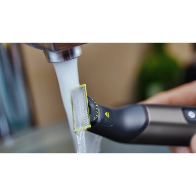 Бритва електр. Philips OneBlade Pro 360, Li-Ion, сух.+волог., індикатор заряду, м'який чохол, чорний (QP6552/15) Бритва електр. Philips OneBlade Pro 360, Li-Ion, сух.+волог., індикатор заряду, м'який чохол, чорний (QP6552/15)