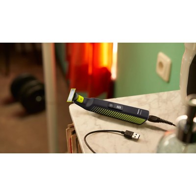 Бритва електр. Philips OneBlade Pro, Li-Ion, сух.+волог., індикатор заряду, чорний (QP6506/15) Бритва електр. Philips OneBlade Pro, Li-Ion, сух.+волог., індикатор заряду, чорний (QP6506/15)