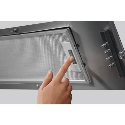 Витяжка Electrolux вертикальна, 60см, 600м куб год., білий (LFV316W) Витяжка Electrolux вертикальна, 60см, 600м куб год., білий (LFV316W)