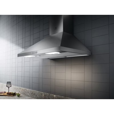 Витяжка Electrolux купольна, 60см, 420м.куб/год., нерж (LFC316X) Витяжка Electrolux купольна, 60см, 420м.куб/год., нерж (LFC316X)