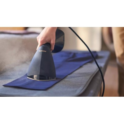 Відпарювач Philips компактний 8000 Series, 1600Вт, 230мл, постійна пара - 32гр, керам. підошва, чорний (GC810/20) Відпарювач Philips компактний 8000 Series, 1600Вт, 230мл, постійна пара - 32гр, керам. підошва, чорний (GC810/20)