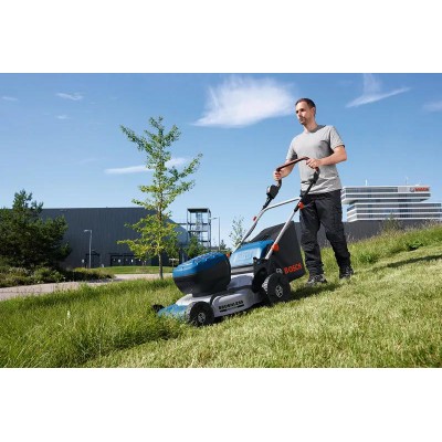 Газонокосарка акумуляторна Bosch GRA 18V2-460 18В 46см 60л 30-70мм 23кг без АКБ та ЗП Газонокосарка акумуляторна Bosch GRA 18V2-460 18В 46см 60л 30-70мм 23кг без АКБ та ЗП