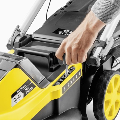 Газонокосарка акумуляторна Karcher LMO 5-18 Dual 18В 41см 25-70мм (без АКБ та ЗП) Газонокосарка акумуляторна Karcher LMO 5-18 Dual 18В 41см 25-70мм (без АКБ та ЗП)
