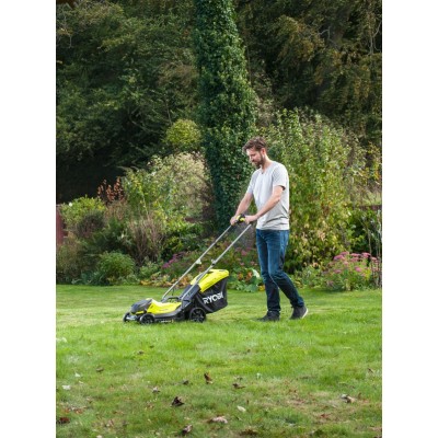 Газонокосарка акумуляторна Ryobi ONE+ RLM18X33B-40 18В акб 1х4А·год 33см 35л 25-65мм 8.7кг Газонокосарка акумуляторна Ryobi ONE+ RLM18X33B-40 18В акб 1х4А·год 33см 35л 25-65мм 8.7кг