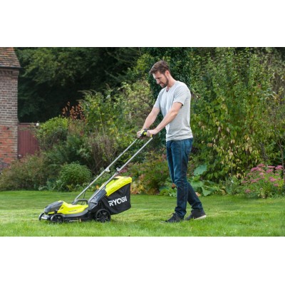 Газонокосарка акумуляторна Ryobi ONE+ RLM18X33B-40 18В акб 1х4А·год 33см 35л 25-65мм 8.7кг Газонокосарка акумуляторна Ryobi ONE+ RLM18X33B-40 18В акб 1х4А·год 33см 35л 25-65мм 8.7кг