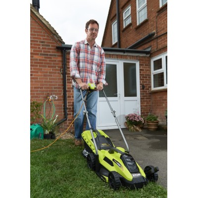 Газонокосарка мережева Ryobi RLM13E33S 1300Вт 33см 35л 20-60мм 9кг Газонокосарка мережева Ryobi RLM13E33S 1300Вт 33см 35л 20-60мм 9кг
