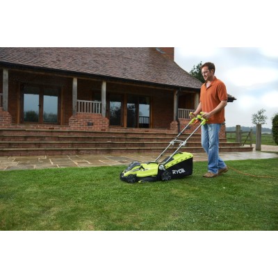 Газонокосарка мережева Ryobi RLM15E36H 1500Вт 36см 45л 20-70мм 11.5кг Газонокосарка мережева Ryobi RLM15E36H 1500Вт 36см 45л 20-70мм 11.5кг