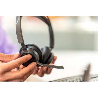 Гарнітура комп'ютерна стерео On-ear Poly Voyager Focus 2, USB-A, Bluetooth, всеспрямований, ANC, Acoustic fence, чорний Гарнітура комп'ютерна стерео On-ear Poly Voyager Focus 2, USB-A, Bluetooth, всеспрямований, ANC, Acoustic fence, чорний