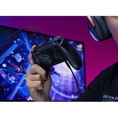 Геймпад ASUS ROG Raikiri for Xbox, USB-A, чорний (90GC00X0-BGP000) Геймпад ASUS ROG Raikiri for Xbox, USB-A, чорний (90GC00X0-BGP000)