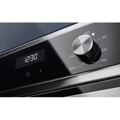Духова шафа Electrolux електрична, 65л, A, дисплей, конвекція, чорний (EOF5H40BX)