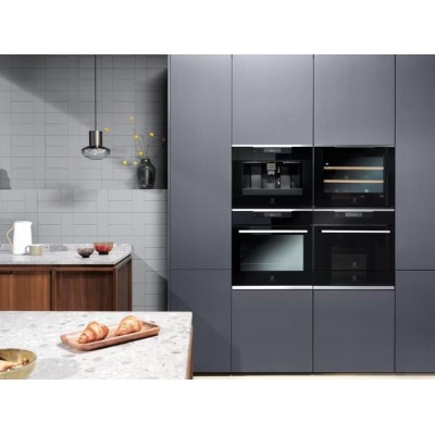 Духова шафа Electrolux електрична, 70л, A++, пара, дисплей, конвекція, внутрішня камера, ф-ція пароварки, чорний (KOAAS31CX)