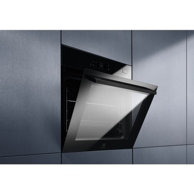 Духова шафа Electrolux електрична, 70л, А++, пара, дисплей, конвекція, ф-ція пароварки, телескопічні напрямні, чорний (EOB8S39WZ Духова шафа Electrolux електрична, 70л, А++, пара, дисплей, конвекція, ф-ція пароварки, телескопічні напрямні, чорний (EOB8S39WZ