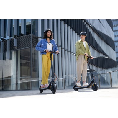Електросамокат Segway-Ninebot E2 E II, чорний Електросамокат Segway-Ninebot E2 E II, чорний