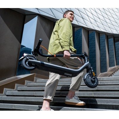 Електросамокат Segway-Ninebot E2 E II, чорний Електросамокат Segway-Ninebot E2 E II, чорний