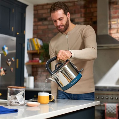 Електрочайник Russell Hobbs Distinctions Black 1.5л, Strix, метал, сріблясто-синій (26421-70) Електрочайник Russell Hobbs Distinctions Black 1.5л, Strix, метал, сріблясто-синій (26421-70)
