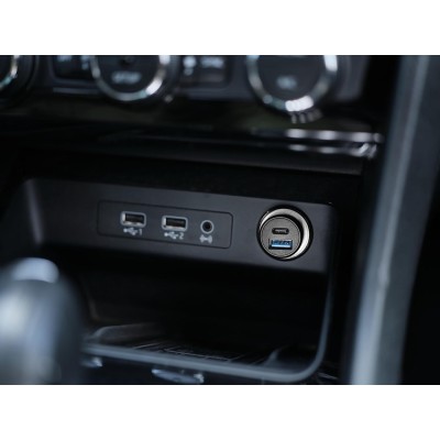 Зарядний пристрій автомобільний Trust 38Вт USB-A/USB-C PD, QC, чорний Зарядний пристрій автомобільний Trust 38Вт USB-A/USB-C PD, QC, чорний