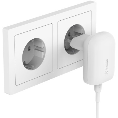 Зарядний пристрій мережевий Belkin 30Вт USB-С PD PPS, кабель USB-С > Lightning 1м, білий (WCA005VF1MWH-B5) Зарядний пристрій мережевий Belkin 30Вт USB-С PD PPS, кабель USB-С > Lightning 1м, білий (WCA005VF1MWH-B5)