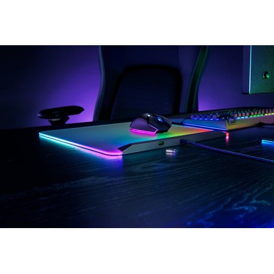 Ігрова поверхня Razer Firefly V2 Pro, М (360х278х4мм), RGB, чорний (RZ02-04920100-R3M1) Ігрова поверхня Razer Firefly V2 Pro, М (360х278х4мм), RGB, чорний (RZ02-04920100-R3M1)