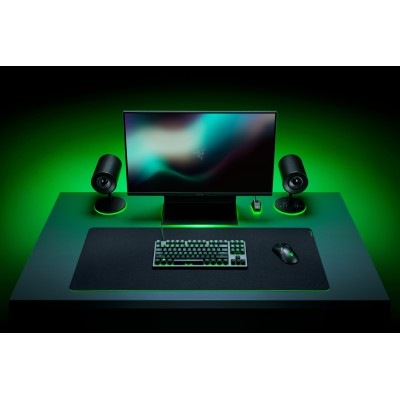 Ігрова поверхня Razer Gigantus V2, XXL (940x410x4мм), чорний (RZ02-03330400-R3M1) Ігрова поверхня Razer Gigantus V2, XXL (940x410x4мм), чорний (RZ02-03330400-R3M1)