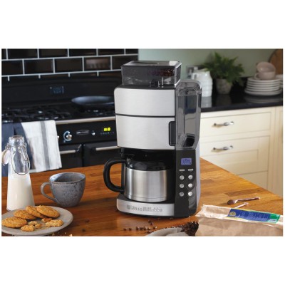 Кавоварка Russell Hobbs крапельна Grind and Brew 1л, мелена, LED-дисплей, сріблясто-чорний (25620-56) Кавоварка Russell Hobbs крапельна Grind and Brew 1л, мелена, LED-дисплей, сріблясто-чорний (25620-56)