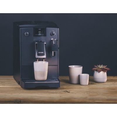 Кавомашина Nivona CafeRomatica 2.2л, зерно + мелена, ручний капучинатор, авторецептів - 5, чорний (NICR550) Кавомашина Nivona CafeRomatica 2.2л, зерно + мелена, ручний капучинатор, авторецептів - 5, чорний (NICR550)