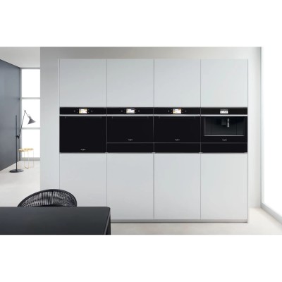 Кавомашина Whirlpool вбудована, 2.5л, зерно+мелена, автомат.капуч, дисплей, авторецептів -13, чорний (W11CM145) Кавомашина Whirlpool вбудована, 2.5л, зерно+мелена, автомат.капуч, дисплей, авторецептів -13, чорний (W11CM145)