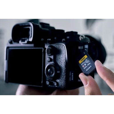 Карта пам'яті Sony CFexpress Type A 320GB R800/W700 Tough (CEAG320T.SYM) Карта пам'яті Sony CFexpress Type A 320GB R800/W700 Tough (CEAG320T.SYM)