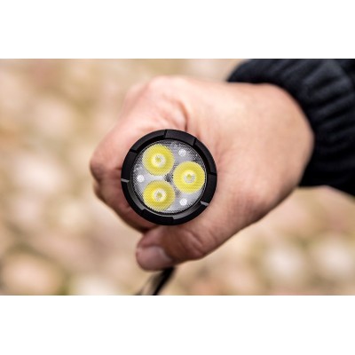 Ліхтар ручний акумуляторний Neo Tools, 4000мА•год, 3300лм, 30Вт, 5 функцій освітлення, алюмінієвий, IPX4 (99-037) Ліхтар ручний акумуляторний Neo Tools, 4000мА•год, 3300лм, 30Вт, 5 функцій освітлення, алюмінієвий, IPX4 (99-037)
