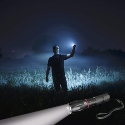 Ліхтар ручний на батарейках Hama SOLID PRO, AAAx3, 200лм, 5Вт, LED, чорний (00185808) Ліхтар ручний на батарейках Hama SOLID PRO, AAAx3, 200лм, 5Вт, LED, чорний (00185808)