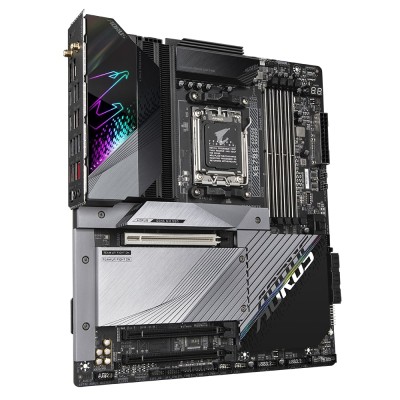 Материнська плата GIGABYTE X670E AORUS MASTER sAM5 X670 4xDDR5 M.2 HDMI DP Wi-Fi BT mATX (X670E_AORUS_MASTER)