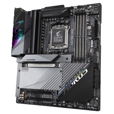 Материнська плата GIGABYTE X670E AORUS MASTER sAM5 X670 4xDDR5 M.2 HDMI DP Wi-Fi BT mATX (X670E_AORUS_MASTER)