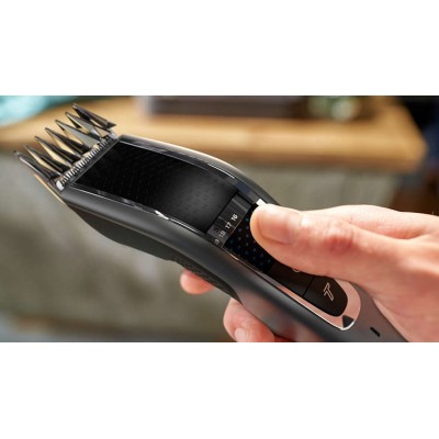 Машинка для стриження Philips Series 5000, акум., роторний мотор, насадок-2, кейс, сталь, чорно-сірий (HC5650/15) Машинка для стриження Philips Series 5000, акум., роторний мотор, насадок-2, кейс, сталь, чорно-сірий (HC5650/15)