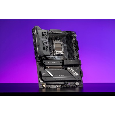 Материнcька плата ASUS ROG STRIX X870E-E GAMING WIFI sAM5 X870E 4xDDR5 M.2 HDMI WiFi BT ATX (90MB1IB0-M0EAY0)