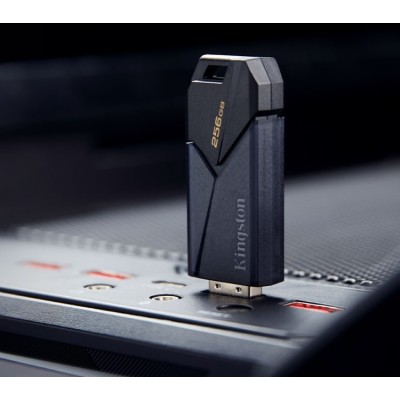 Накопичувач Kingston 256GB USB 3.2 Type-A Gen1 DT Exodia Onyx (DTXON/256GB) Накопичувач Kingston 256GB USB 3.2 Type-A Gen1 DT Exodia Onyx (DTXON/256GB)