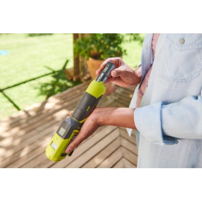 Насос велосипедний акумуляторний Ryobi USB Lithium RI4-0 4В 6.9бар дисплей підсвічування 0.5кг без АКБ та ЗП Насос велосипедний акумуляторний Ryobi USB Lithium RI4-0 4В 6.9бар дисплей підсвічування 0.5кг без АКБ та ЗП