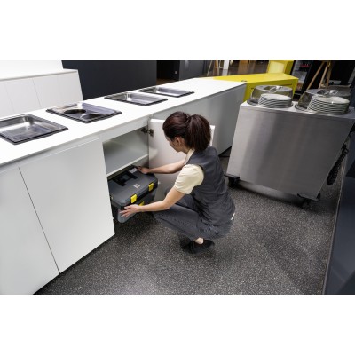 Пароочисник Karcher SG 4/2 Classic, 2250 Вт, 4 бар, 145 °C, 7 кг (1.092-301.0) Пароочисник Karcher SG 4/2 Classic, 2250 Вт, 4 бар, 145 °C, 7 кг (1.092-301.0)