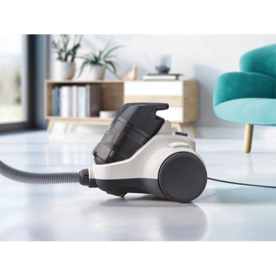 Пилосос Electrolux контейнерний, 750Вт, конт пил -1.8л, HEPA12, 3 насадки, білий (EC41-2SW)