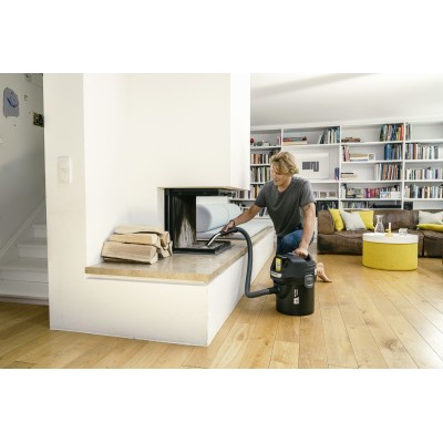 Пилосос для збору золи акумуляторний Karcher AD 2 Battery, 18В, контейнер 14л, 3.9кг, без АКБ та ЗП (1.348-300.0) Пилосос для збору золи акумуляторний Karcher AD 2 Battery, 18В, контейнер 14л, 3.9кг, без АКБ та ЗП (1.348-300.0)