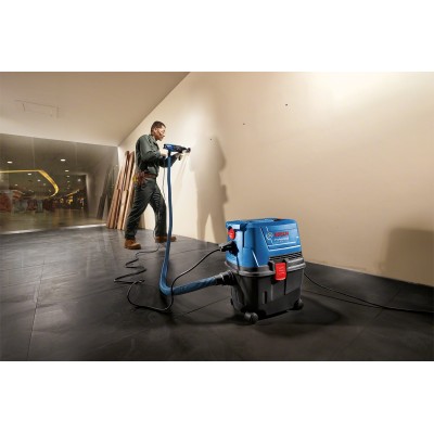 Пилосос професійний Bosch GAS 15 PS, 1100Вт, 220мБар, контейнер 15л, 8кг (0.601.9E5.100) Пилосос професійний Bosch GAS 15 PS, 1100Вт, 220мБар, контейнер 15л, 8кг (0.601.9E5.100)
