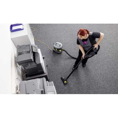 Пилосос професійний Karcher T 11/1 Classic, 850Вт, 235мБар, контейнер 11л, 3.9кг (1.527-197.0) Пилосос професійний Karcher T 11/1 Classic, 850Вт, 235мБар, контейнер 11л, 3.9кг (1.527-197.0)