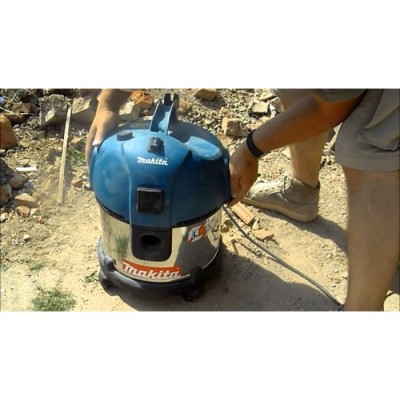 Пилосос професійний Makita VC2512L, 1000Вт, 210мБар, контейнер 25л, розетка 2600Вт, 7кг Пилосос професійний Makita VC2512L, 1000Вт, 210мБар, контейнер 25л, розетка 2600Вт, 7кг