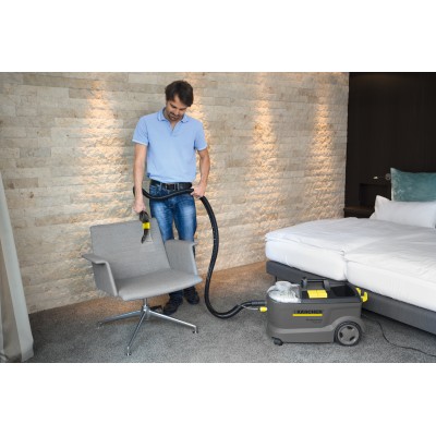 Пилосос професійний миючий Karcher Puzzi 10/1, 1250Вт, 254мБар, контейнер 10/9л, 10.5кг (1.100-131.0) Пилосос професійний миючий Karcher Puzzi 10/1, 1250Вт, 254мБар, контейнер 10/9л, 10.5кг (1.100-131.0)