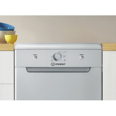 Посудомийна машина Indesit, 10компл., A+, 45см, сріблястий (DSCFE1B10SRU) Посудомийна машина Indesit, 10компл., A+, 45см, сріблястий (DSCFE1B10SRU)
