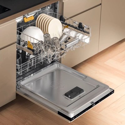 Посудомийна машина Whirlpool вбудована, 14компл., A+++, 60см, дисплей, 3й кошик, білий (W8IHF58TU)