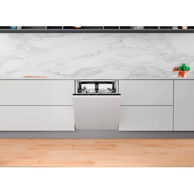 Посудомийна машина Whirlpool вбудована, 14компл., A+++, 60см, дисплей, інвертор, білий (WIO3C33E6.5)