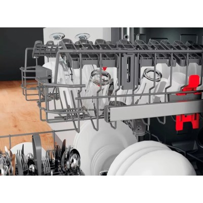 Посудомийна машина Whirlpool вбудована, 14компл., A+++, 60см, дисплей, інвертор, білий (WIO3C33E6.5)