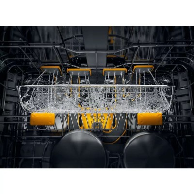 Посудомийна машина Whirlpool вбудована, 15компл., A+++, 60см, дисплей, 3й кошик, білий (W7IHT58T)